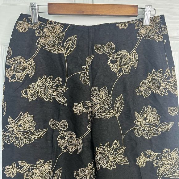 Tommy Bahama Silk Black Tan Floral Embroidery Straight Crop Pants Size 6 - Picture 3 of 15